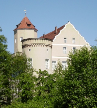 Kulturschloss Landkreis Spree-Neiße.JPG